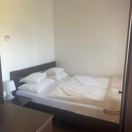 Hotel Kastelykert Fogado Segedín Exteriér fotografie