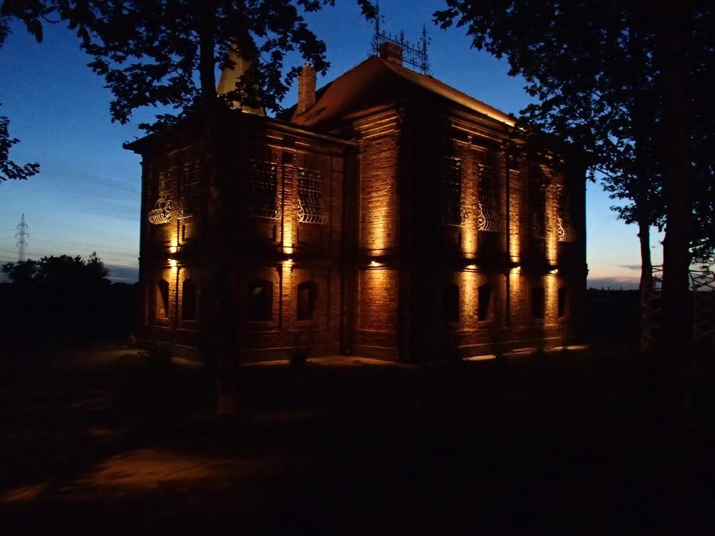 Hotel Kastelykert Fogado Segedín Exteriér fotografie